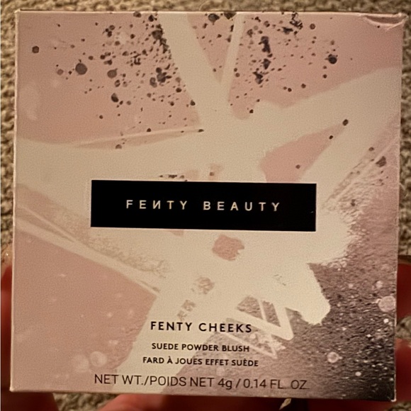 Fenty cheeks in shade bubbleband$ - Picture 2 of 3
